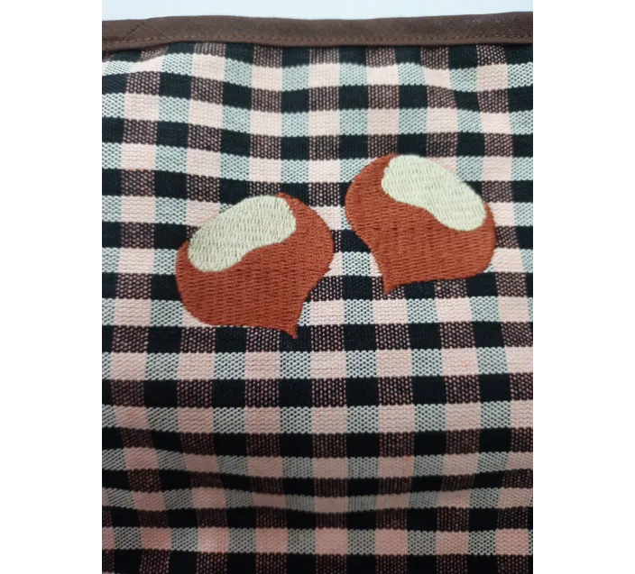 Davantal+Mocador Castanyera Brodat